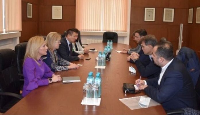 Външният министър Османи на среща с прокуратурата за катастрофата на 