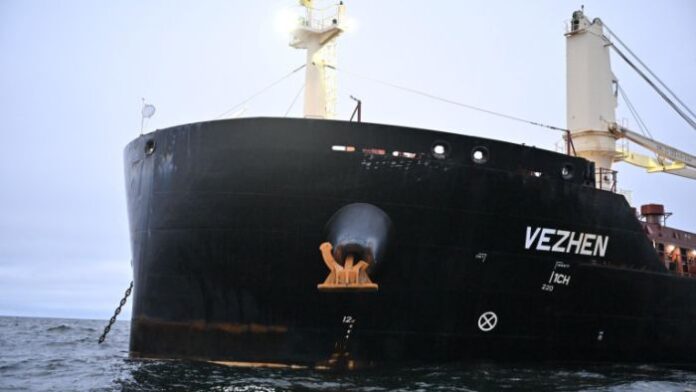 Външно се грижи за моряците от 