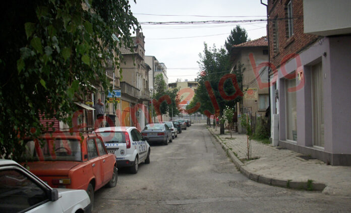 Въведоха платено паркиране на улица 