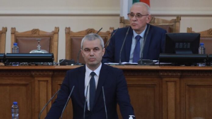 „Възраждане” настоява за затваряне на границите за пристигащи от рискови страни