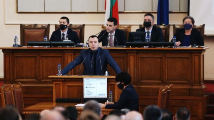 „Възраждане“ обеща подкрепа за протеста на полицаите