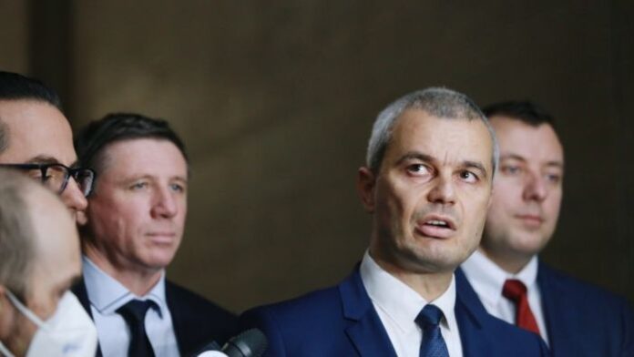 Възраждане: Страната се води към тежка зима