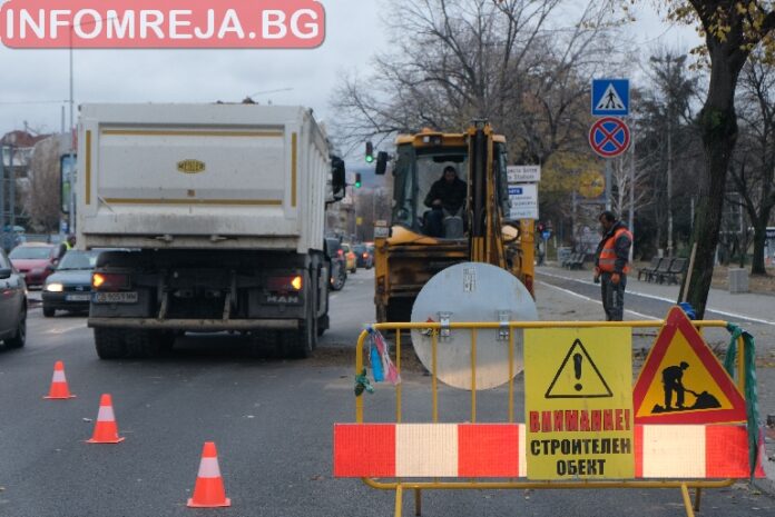 Възрастна жена падна в изкоп в Русе