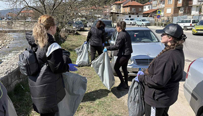 За Световния ден на водата чистят три реки в Якоруда