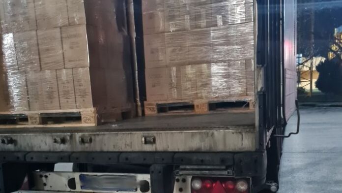 Задържаха 6000 л вино и коняк в района на Дунав мост – Русе