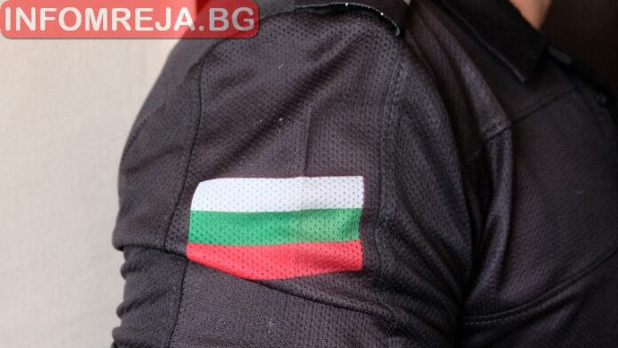 Задържаха жена за търговия с гласове