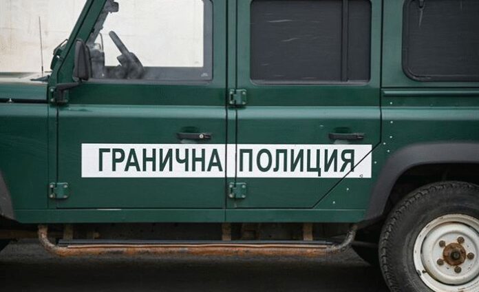 Задържаха над 31 хил. цигари при проверка на камион на Дунав мост - Видин