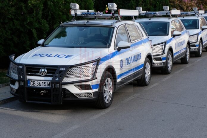 Задържаха пенсионери в Петричко