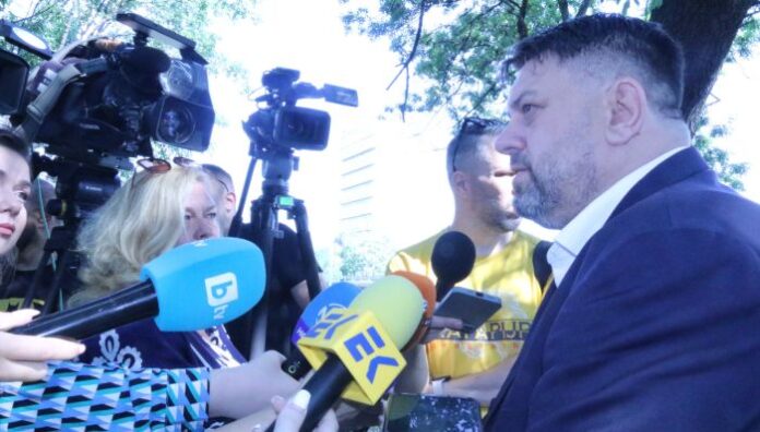 Зафиров: Апелирам към всички 240 депутати за здрав разум при разговорите за третия мандат