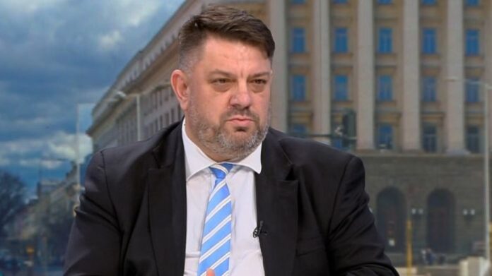 Зафиров: Без гласовете на левицата не може да се направи нищо смислено в това НС