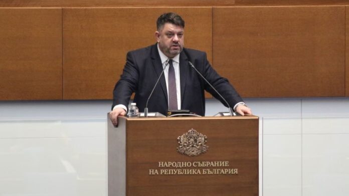 Зафиров: Държавата е предприела действия за справяне с проблема с напояването