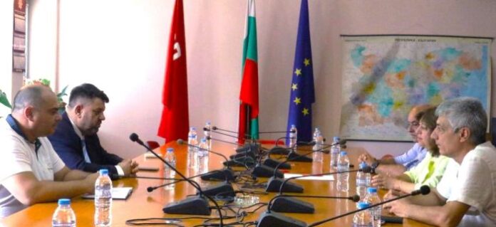 Зафиров към левите партии: Трябва да намерим път едни към други в името на България