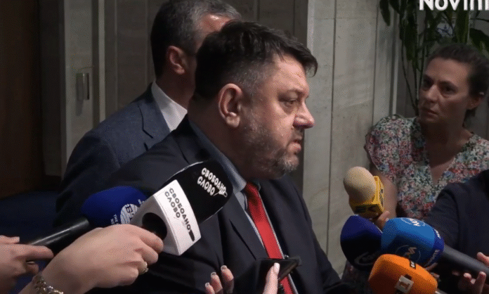 Зафиров преповтори думите на Пеевски: Избори ще има след 4 г.