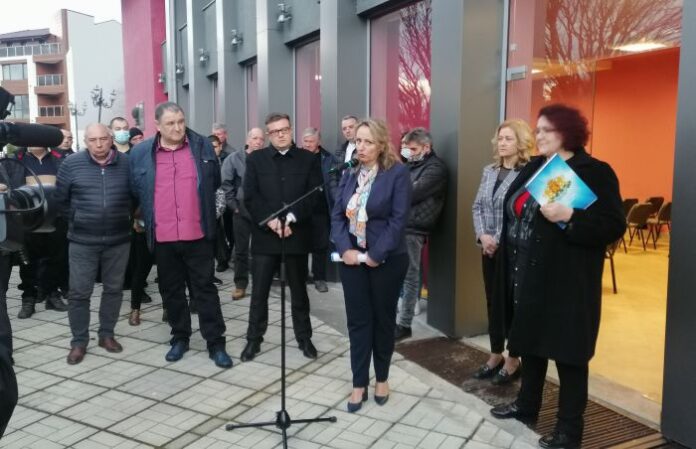 Зам.-министър Иванова: „Неконсолидирането на Сапарева баня спира развитието на целия регион Кюстендил”
