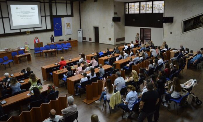 Заместник-кметът Зорница Кралева откри церемония по награждаване на ученици в конкурс по превенция на наркоманиите