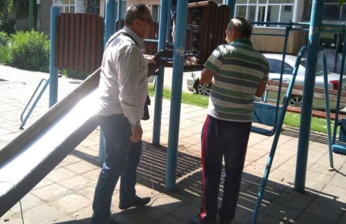 Започна цялостен ремонт на детската площадка в кв. „Възход“