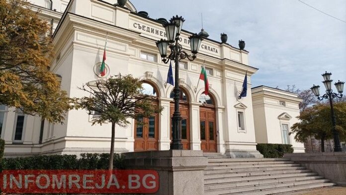 Започна разместването на листите