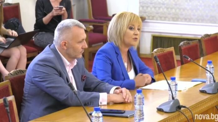 Започнаха разговорите между „Има такъв народ” и „Изправи се БГ! Ние идваме!”