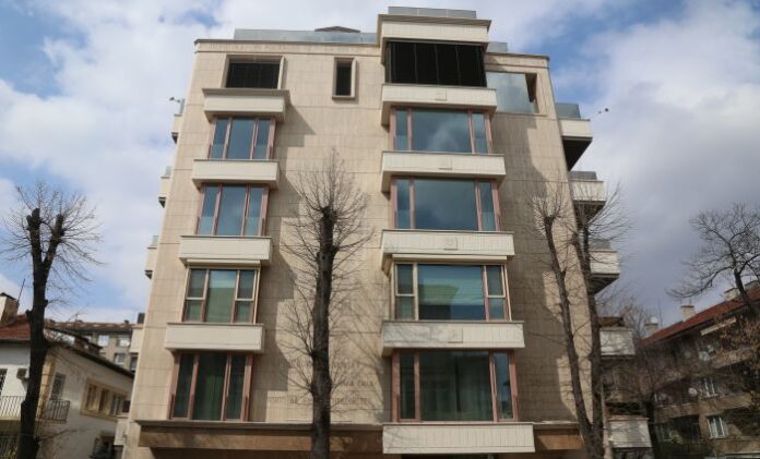 Започват проверки на имотните сделки