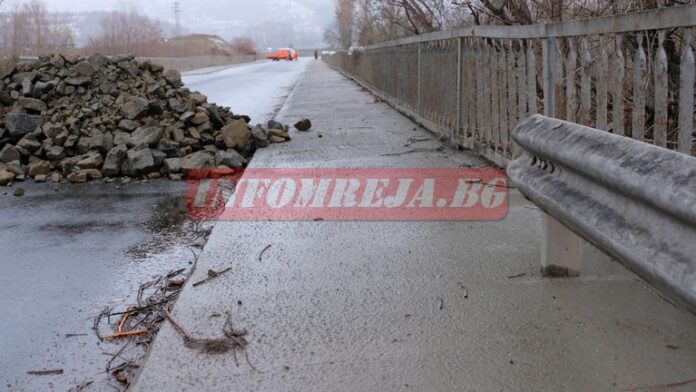 Заради ремонта на моста