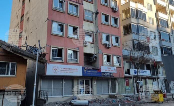Земетресение с магнитуд 4