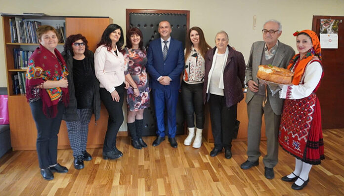 Златни и сребърни сватби отпразнуваха семейства от Разлог