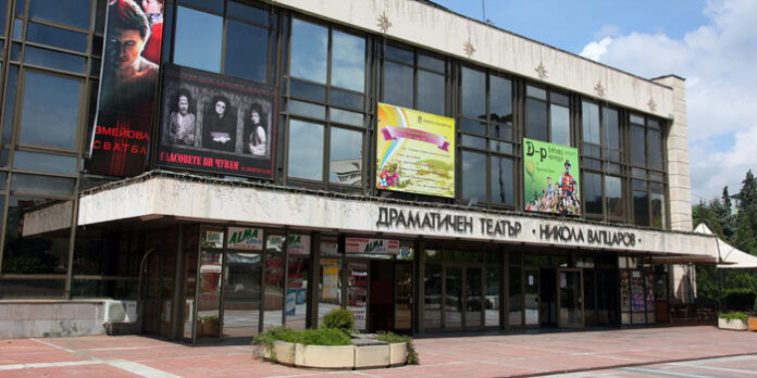 Звезди от „Пристигащо кино“ гостуват в Благоевград