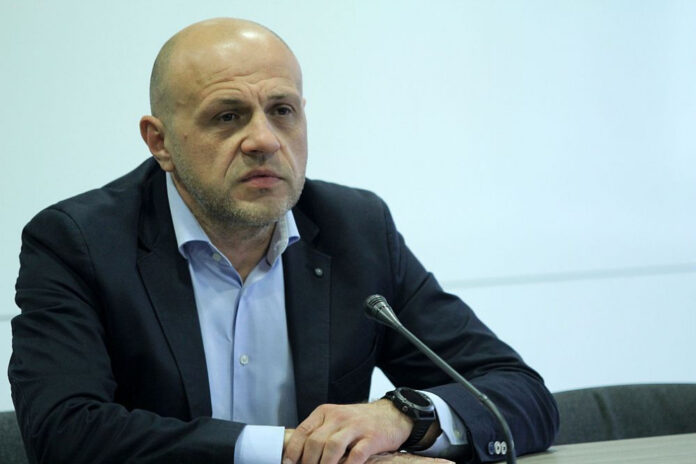Томислав Дончев оглавява комитет, който проверява евентуален купувач на Лукойл