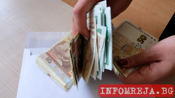 Разследват служител на ДФ „Земеделие“ за подкуп от 1000 лева