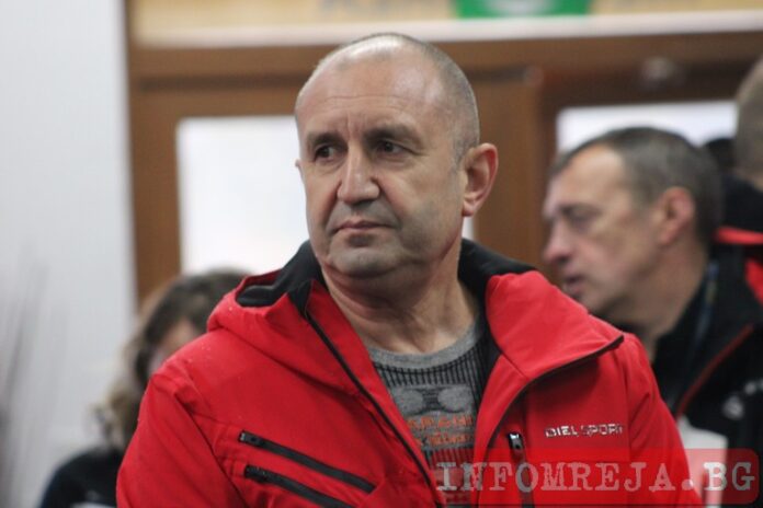 Радев наложи вето на част от Закона за отбраната и въоръжените сили