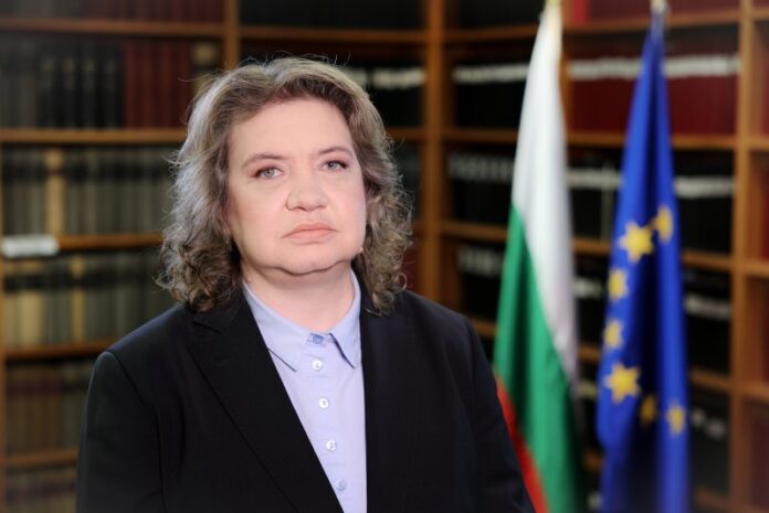 Киселова: Бюджетът балансира влизането ни в еврозоната
