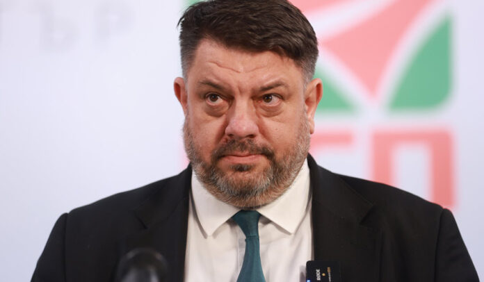 Зафиров: Оставката не е на дневен ред