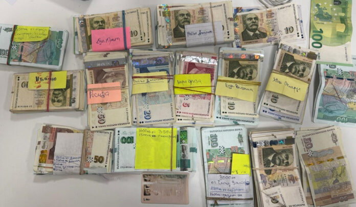 МВР: Младеж е имал 31 000 лв., Бобоков: Синът ми е бил с 20 лв. в джоба