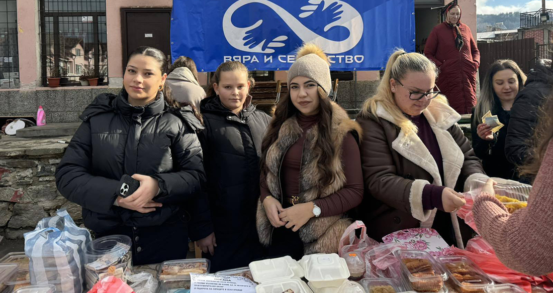 Обединени в името на доброто: Близо 9 000 лева събраха на благотворителен базар в Краище Обединени в името на доброто: Близо 9 000 лева събраха на благотворителен базар в Краище - Инфомрежа