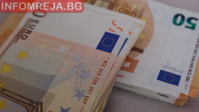 С дрон шоу в София посрещат еврото