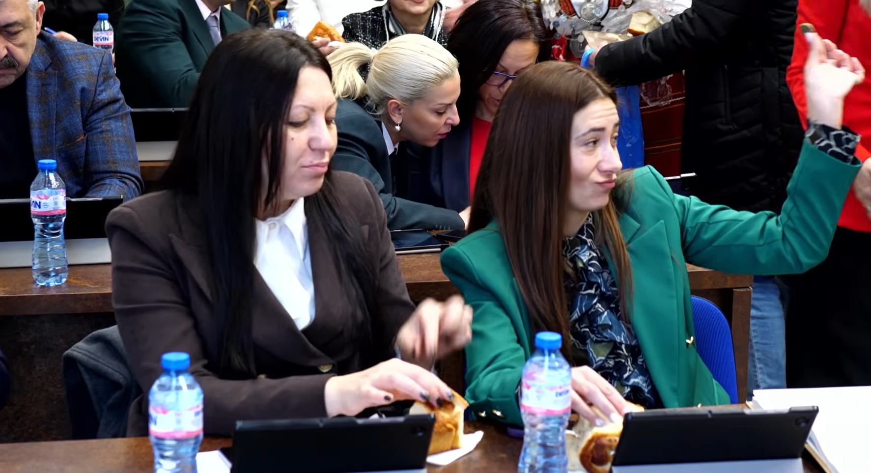 Съветник от ДПС в ОбС-Благоевград, взе парата от питката, късмет и за гражданите: плащат такса „Смет“ без увеличение Съветник от ДПС в ОбС-Благоевград, взе парата от питката, късмет и за гражданите: плащат такса "Смет" без увеличение - Инфомрежа