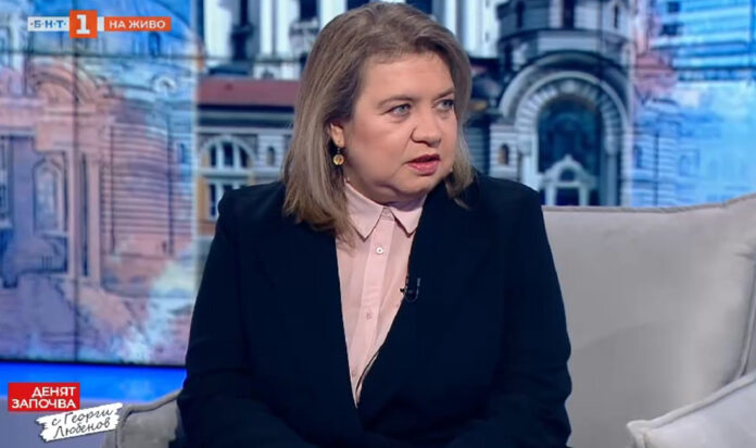 Киселова: Вотът на недоверие е част от политическия диалог