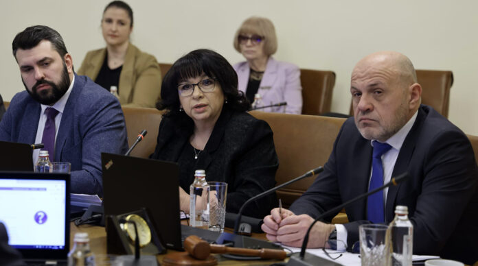 Реформа в пенсионната система: Българите ще избират рисковия профил на спестяванията си