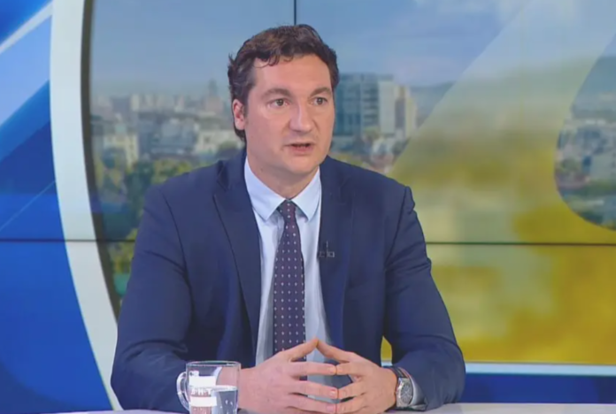 Крум Зарков се кандидатира за председател на БСП