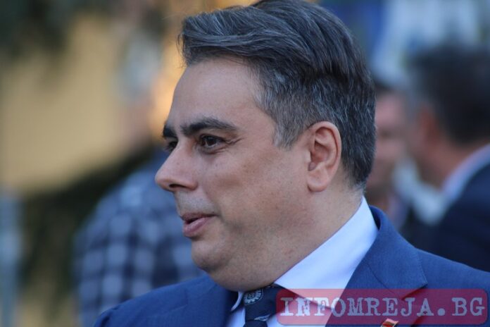 Асен Василев загуби делото срещу Тошко Йорданов