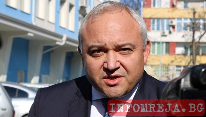 Демерджиев не знае дали около Радев се прави партия