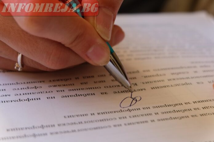 МОН иска да премахне задачите по природни науки от матурата след 7 клас