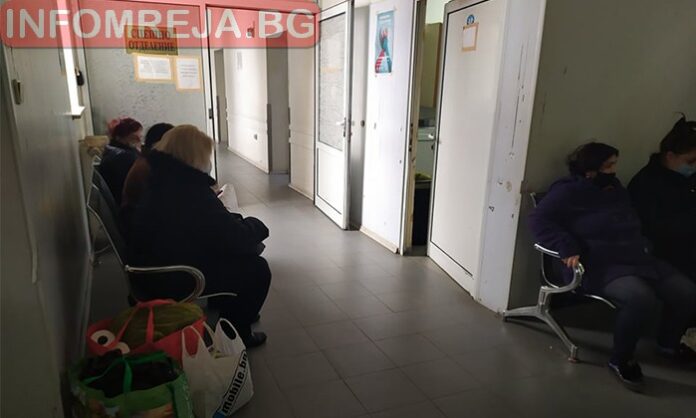 Полицаи задържаха пациент, друсал в болница