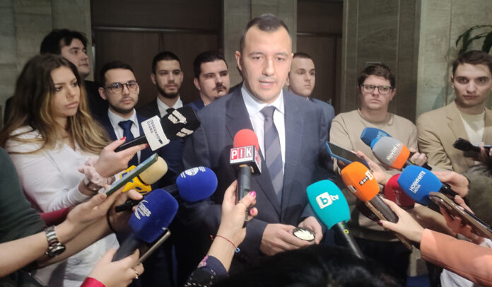 БСП–ОЛ иска пълна забрана на никотиновите паучове, торбички и снусове