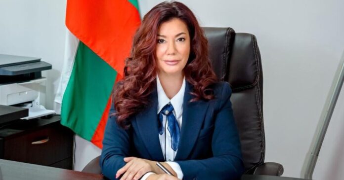 МЗ: Директорката на Изпълнителна агенция „Медицински надзор“ аут