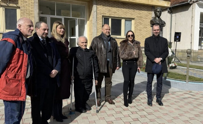 Традицията продължава: Българи от двете страни на границата почетоха Апостола в Босилеград