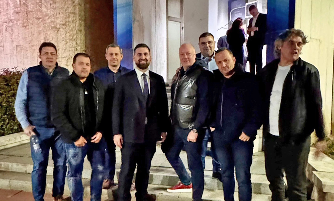 Отново! ГЕРБ залага на бившия премиер Росен Желязков като водач в Пиринско Отново! ГЕРБ залага на бившия премиер Росен Желязков като водач в Пиринско - Инфомрежа