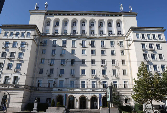 ММС спря извеждането на щангистите от „Спортпалас“: Подготовката за Батуми продължава