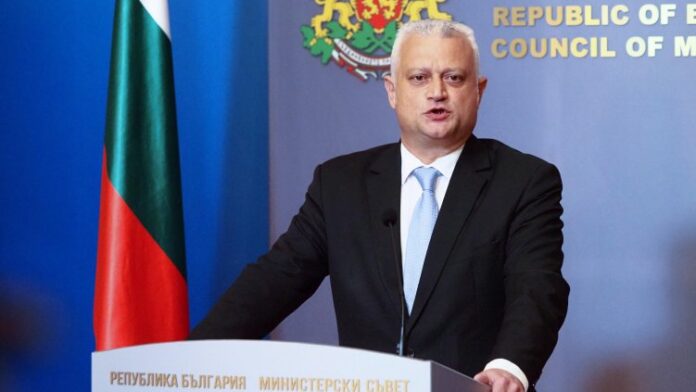 Емил Дечев: Прокуратурата действа панически, след като е разпоредена проверка срещу мен