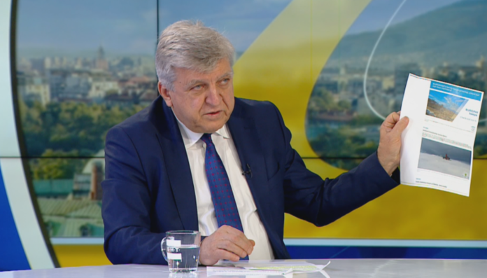 Манол Генов: Въоръжени представители на НПО са влизали в МОСВ през 2022